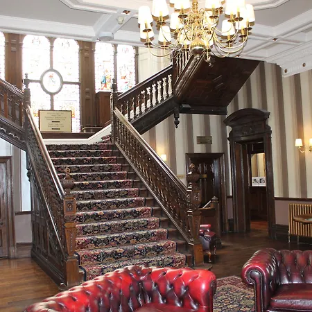 The Oaks Hotel-2